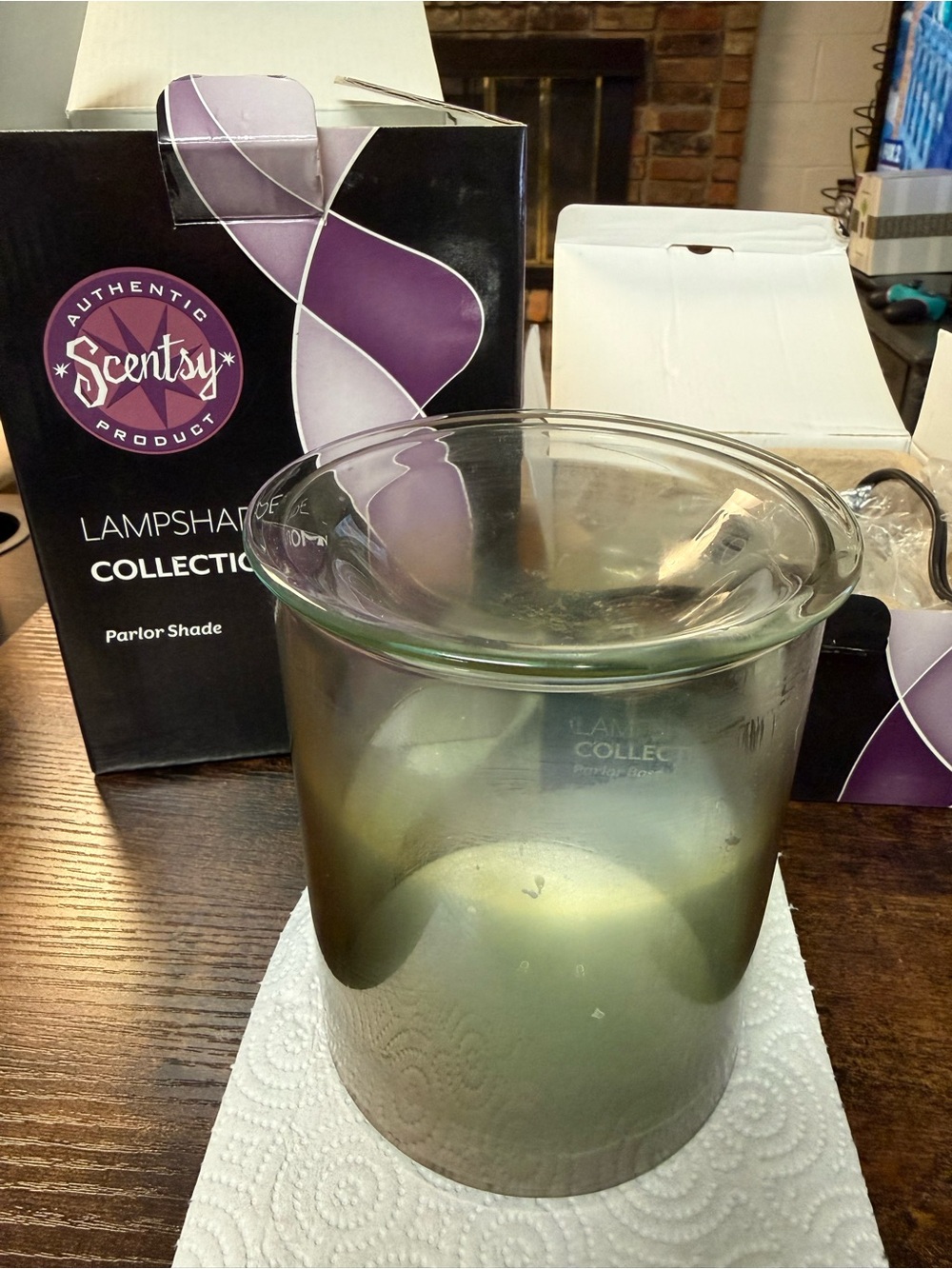 Scentsy Glass Parlor warmer with Shade in Purple and Green Gradient